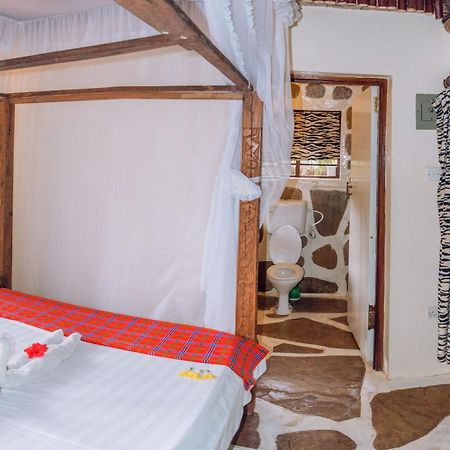 Kijani Cottages In Diani Diani Beach Exterior foto